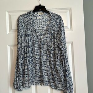 Women’s Lightweight Flowy Top